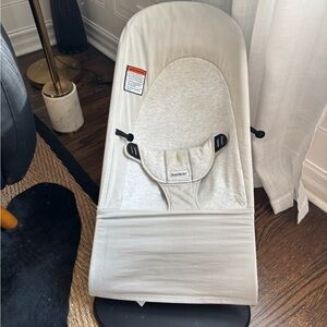 BabyBjörn Gray Baby Bouncer